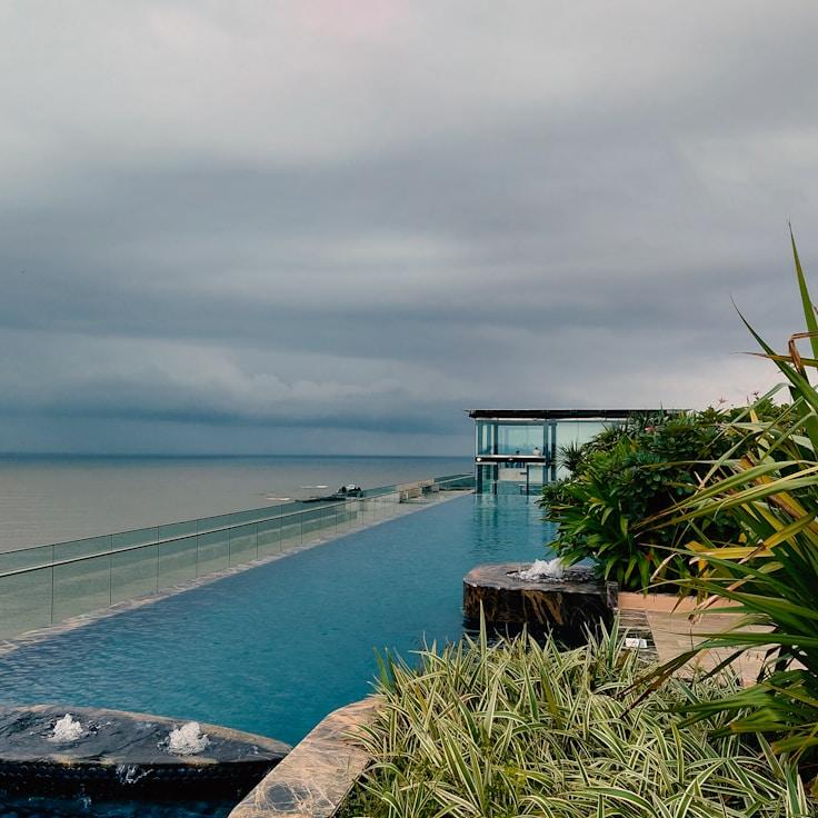 Outdoor terrace seating suitable for families in Rome